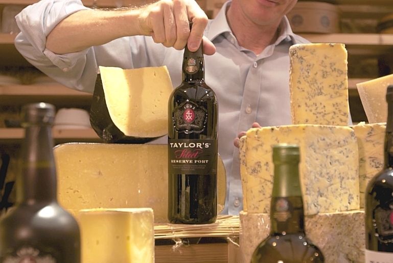 In this video we will explain how Taylor's Select Ruby Reserve is the perfect combination for Pont-l'Évêque cheese. 

